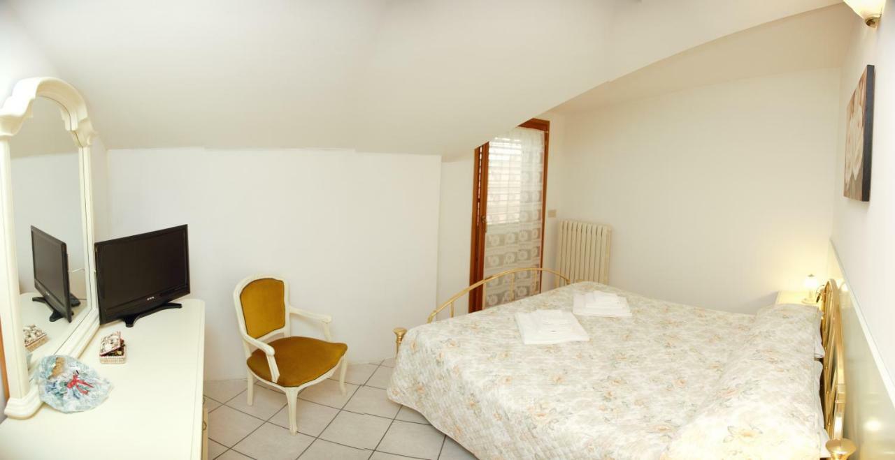 Bed and Breakfast Il Gruccione Sant'Omero Экстерьер фото